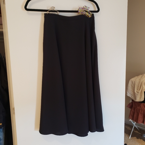 Uniqlo full midi skirt size 4 - Picture 2 of 4